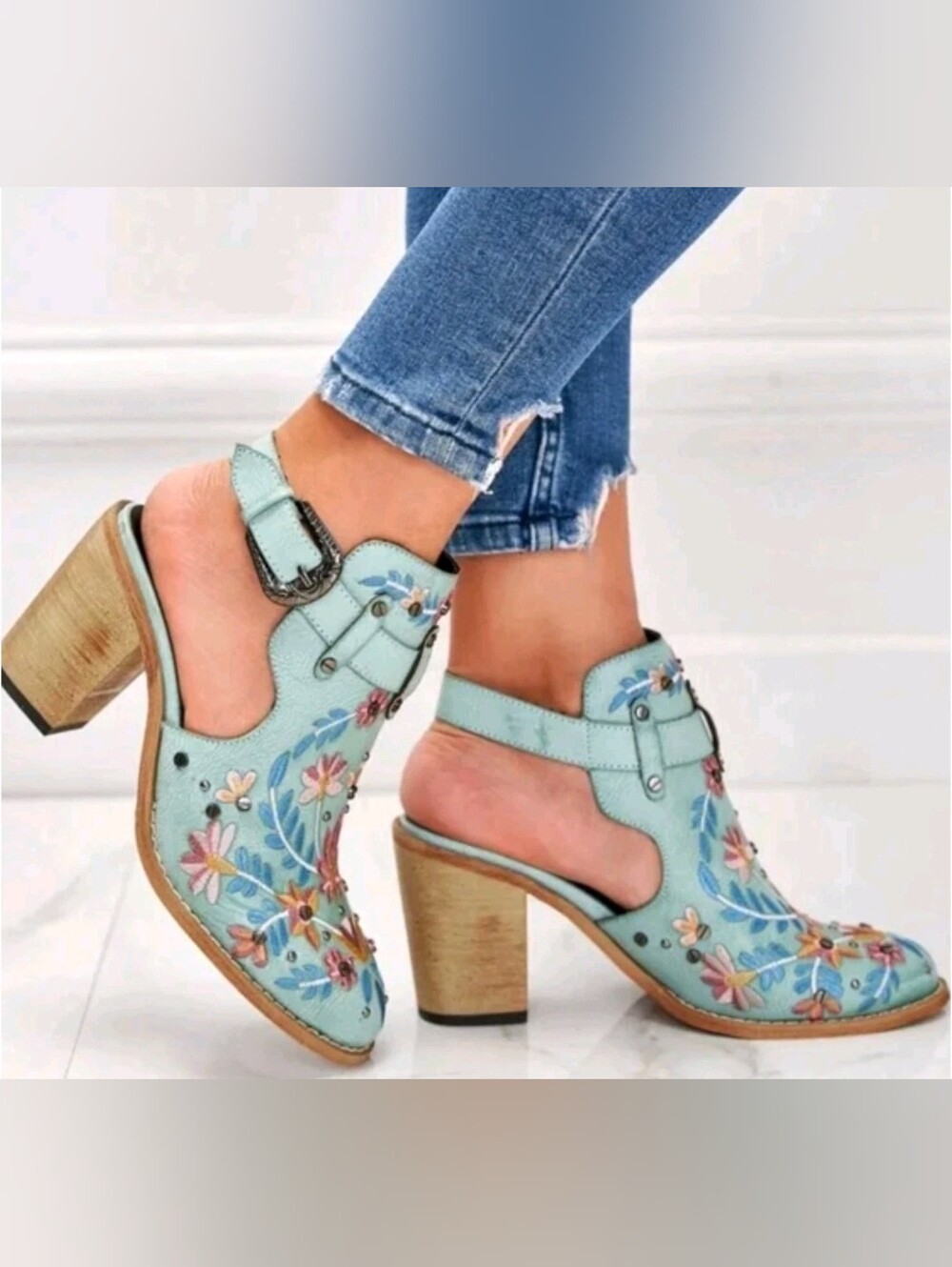 Flowers And Rivets Chunky Heel Embroider Ankle Boot Size 9 Cottagecore Boho